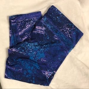 Champion capri workout pant.